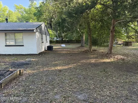 85064 Radio Avenue Yulee FL 32097