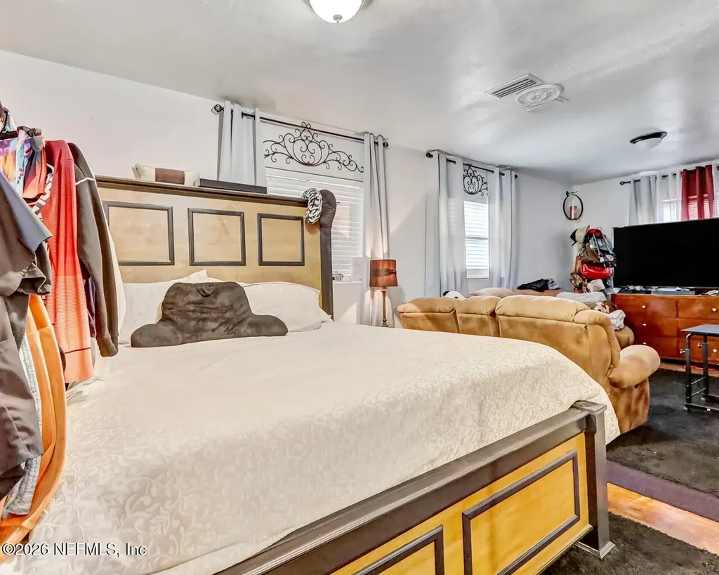 3241 Caribbean Drive Jacksonville FL 32277