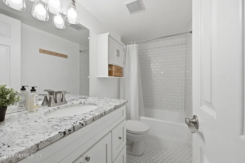 2950 Street Johns Avenue Jacksonville FL 32205
