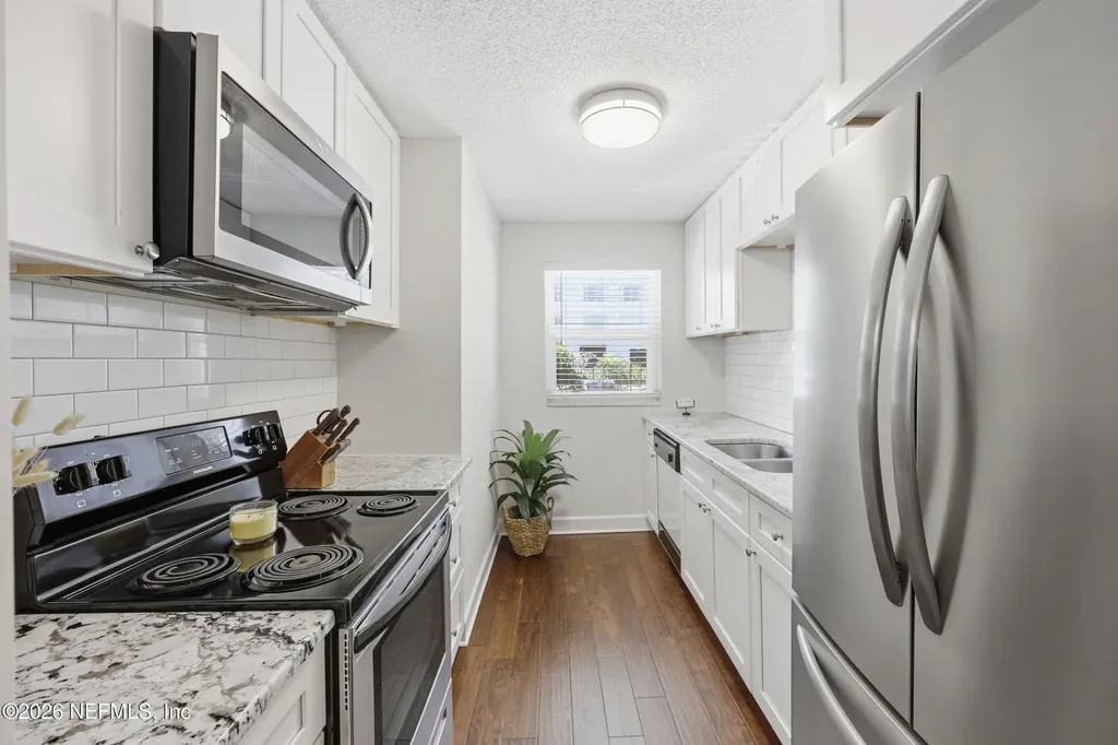 2950 Street Johns Avenue Jacksonville FL 32205