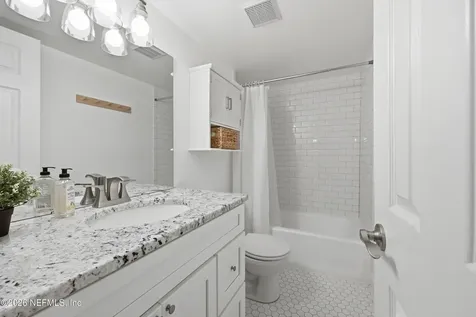 2950 Street Johns Avenue Jacksonville FL 32205