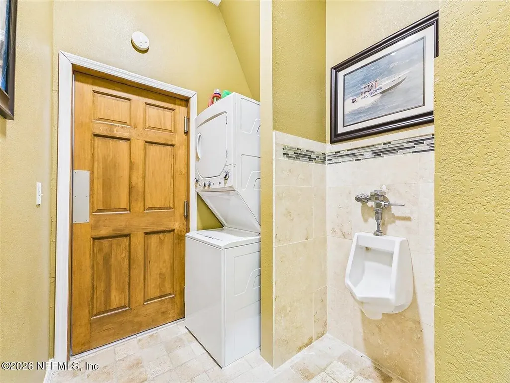 100 Pilothouse Court Palatka FL 32177