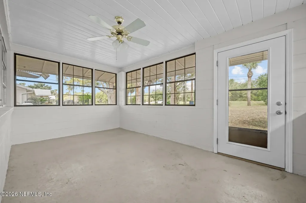 8842 Mckenna Drive Jacksonville FL 32226