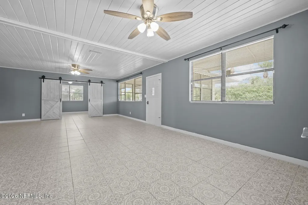 8842 Mckenna Drive Jacksonville FL 32226