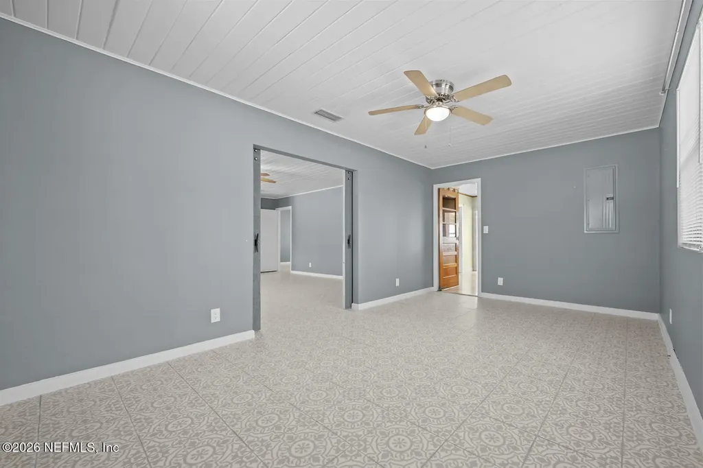 8842 Mckenna Drive Jacksonville FL 32226