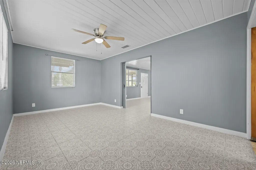 8842 Mckenna Drive Jacksonville FL 32226