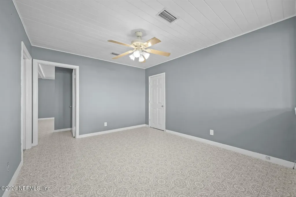 8842 Mckenna Drive Jacksonville FL 32226