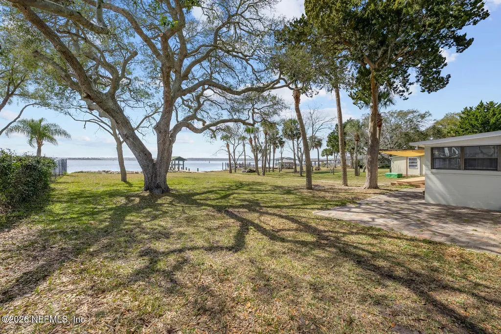 8842 Mckenna Drive Jacksonville FL 32226