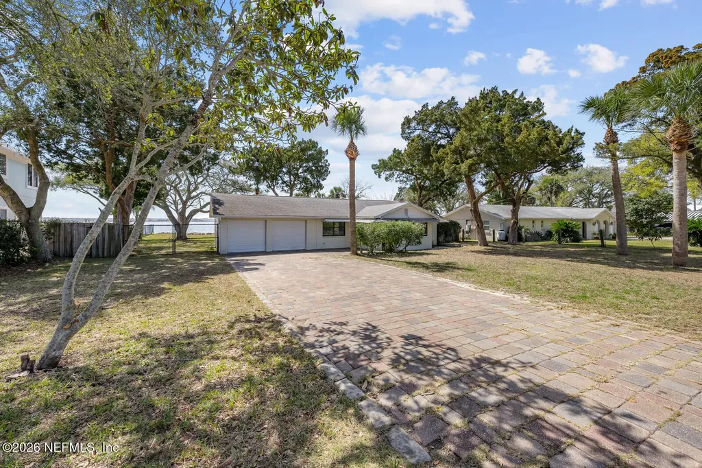 8842 Mckenna Drive Jacksonville FL 32226