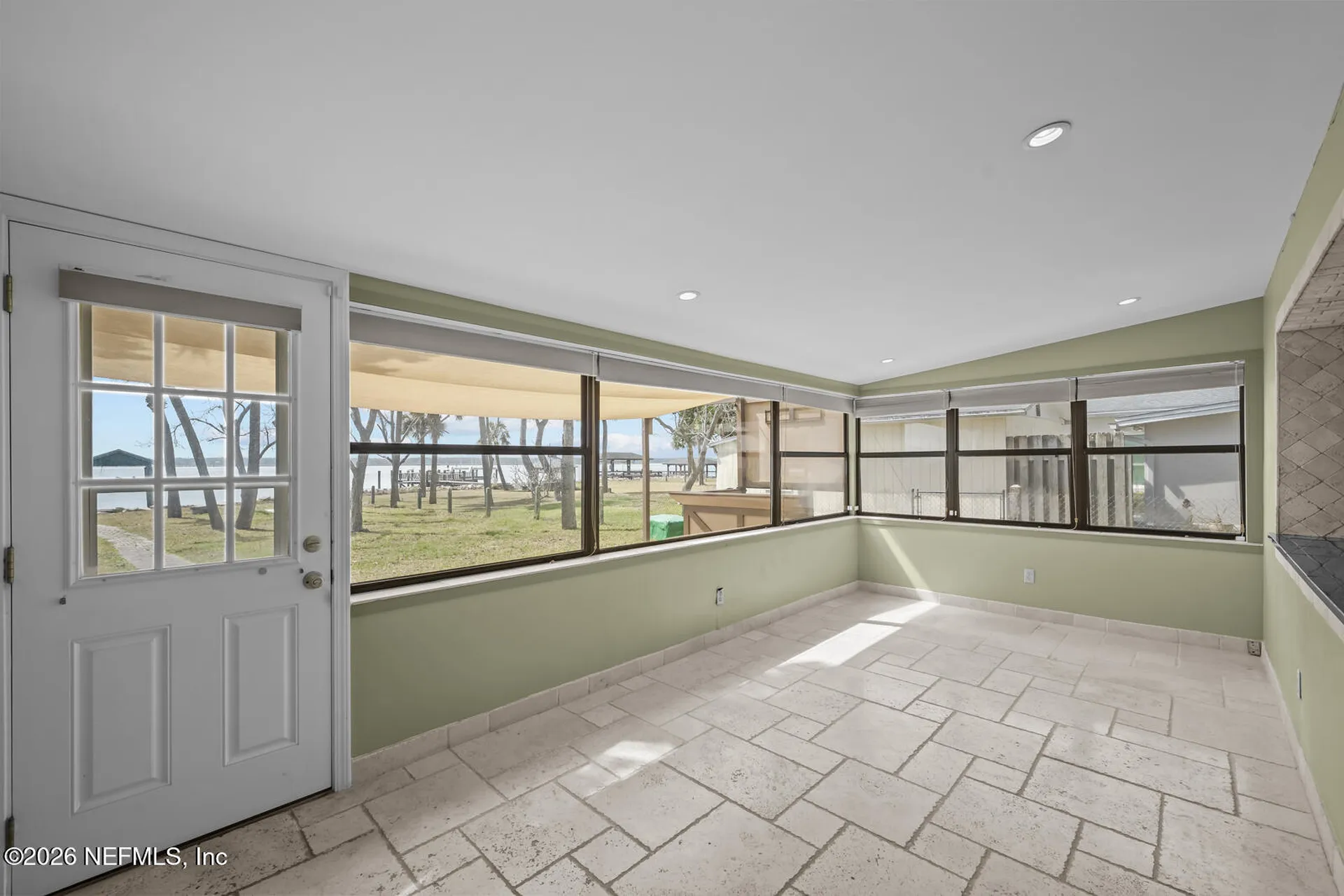8842 Mckenna Drive Jacksonville FL 32226
