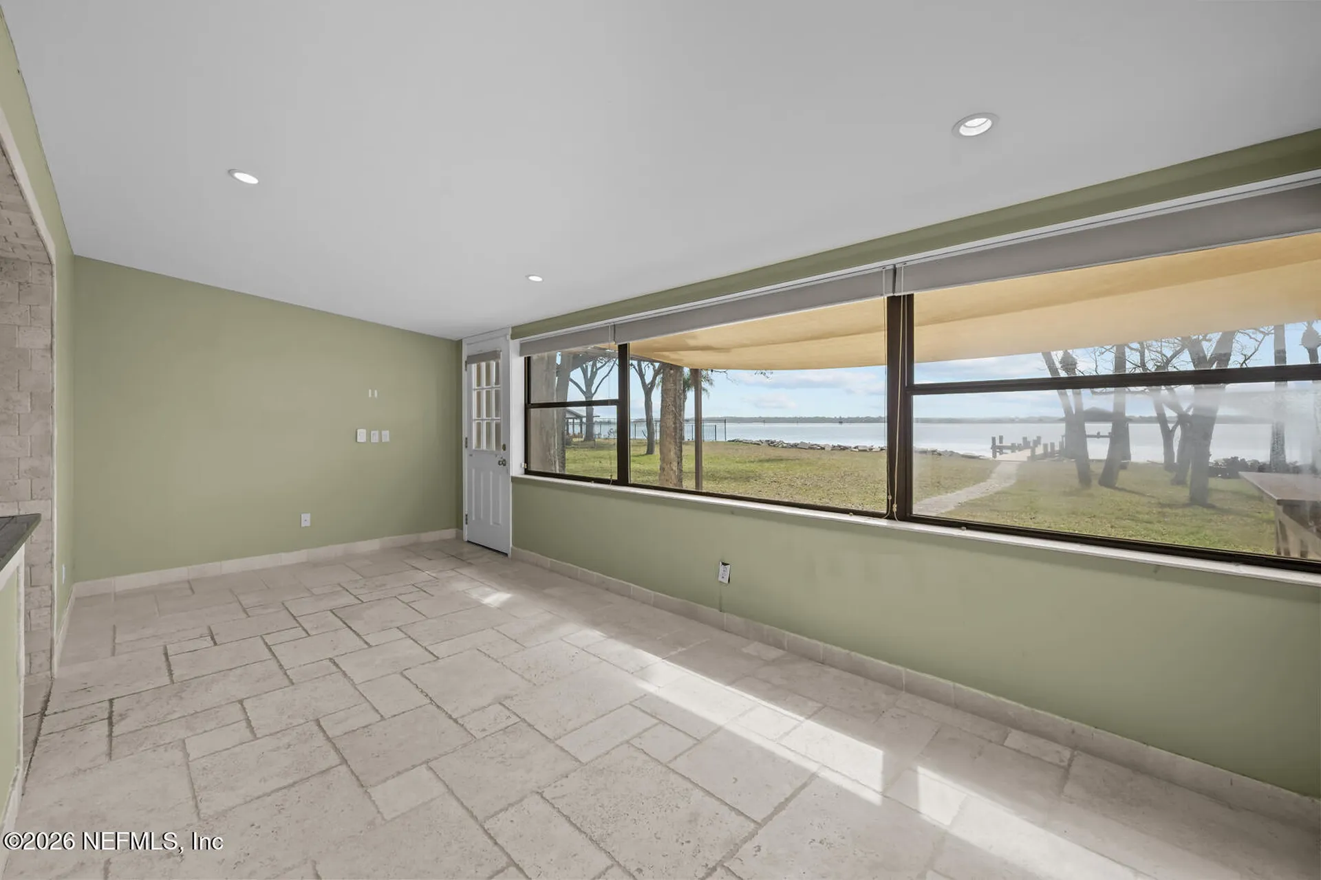 8842 Mckenna Drive Jacksonville FL 32226