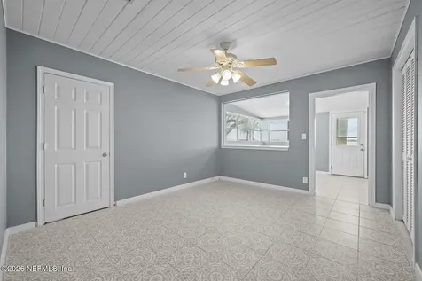 8842 Mckenna Drive Jacksonville FL 32226