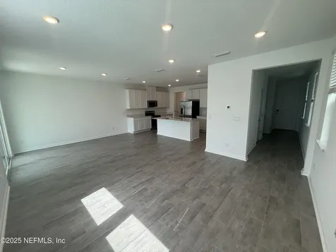 6850 Rhapsody Road Jacksonville FL 32244