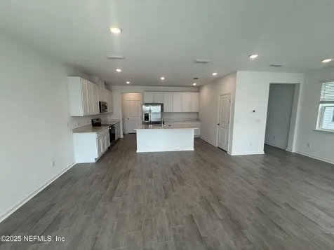 6850 Rhapsody Road Jacksonville FL 32244