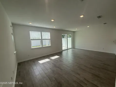 6850 Rhapsody Road Jacksonville FL 32244