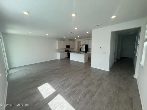6850 Rhapsody Road Jacksonville FL 32244