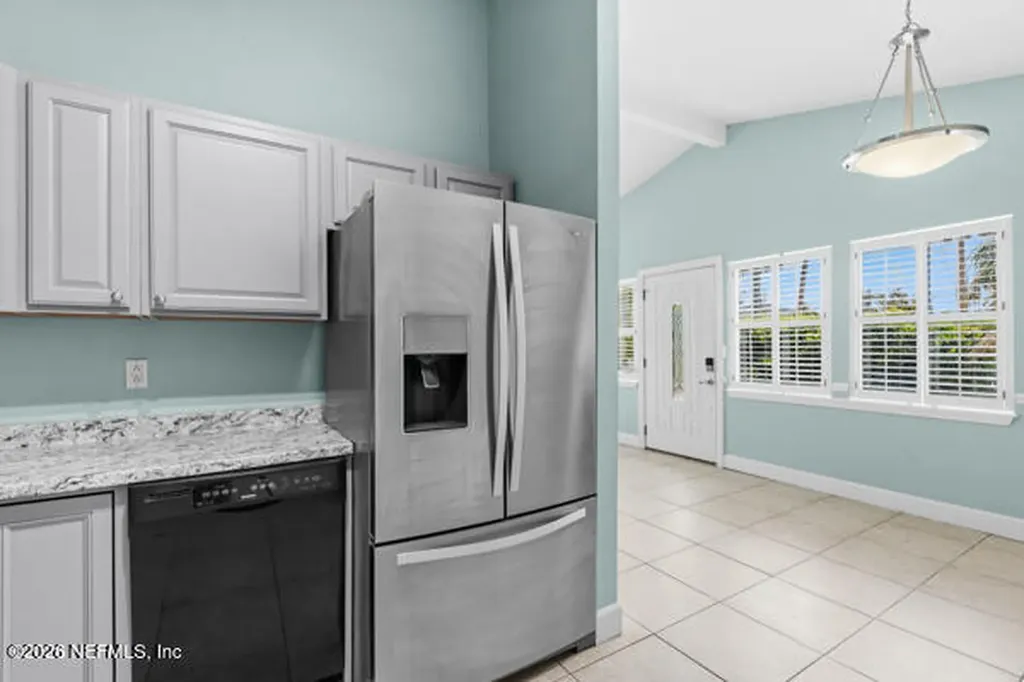 175 Seminole Road Atlantic Beach FL 32233