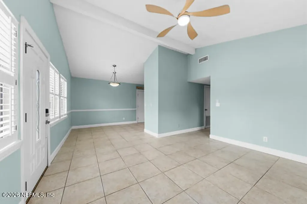 175 Seminole Road Atlantic Beach FL 32233