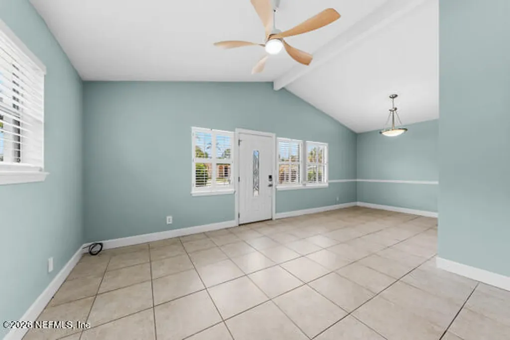 175 Seminole Road Atlantic Beach FL 32233