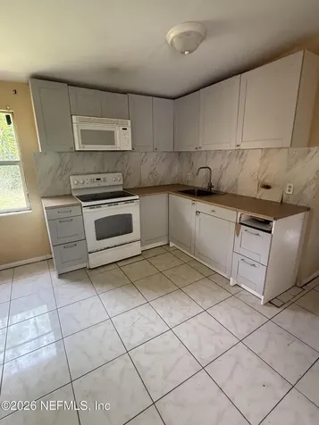4207 Homer Road E Jacksonville FL 32209