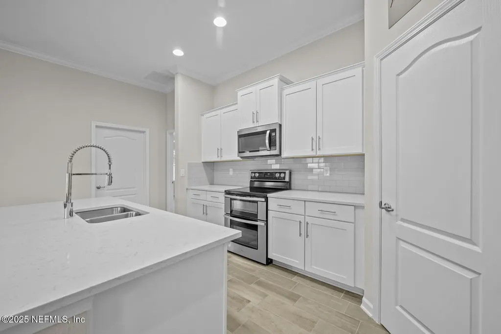 4019 Sandbank Court Middleburg FL 32068