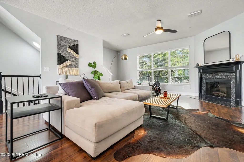 4490 Capital Dome Drive Jacksonville FL 32246
