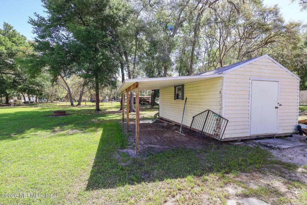 124 Idlewood Acres Lane Pomona Park FL 32181