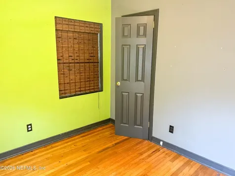 4242 Pinewood Avenue Jacksonville FL 32207