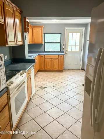 4242 Pinewood Avenue Jacksonville FL 32207