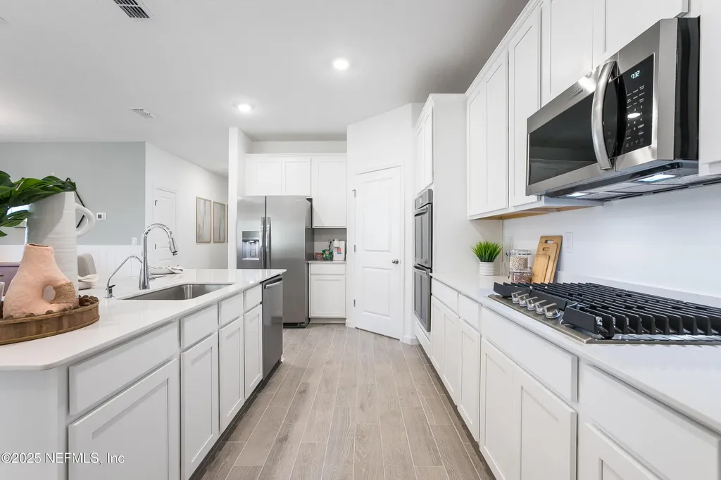 2659 Field Daisy Lane Green Cove Springs FL 32043