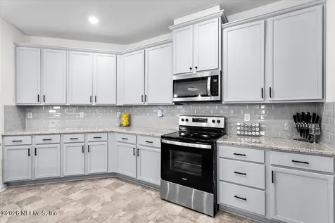 595 Wild Rose Lane Jacksonville FL 32218