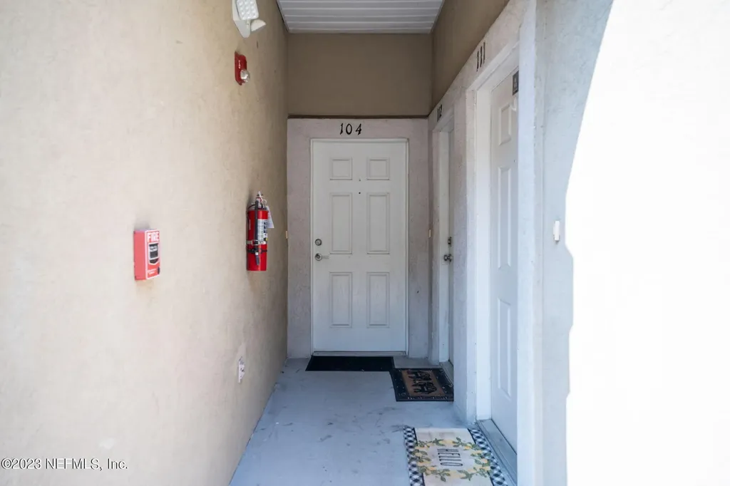 7064 Deer Lodge Circle Jacksonville FL 32256