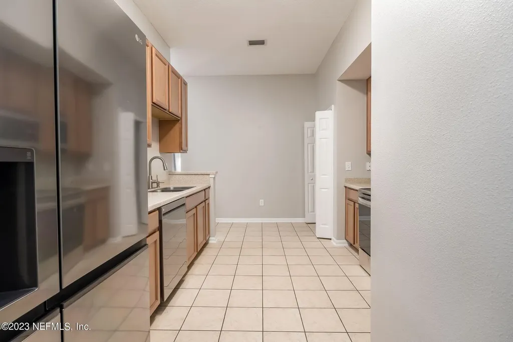 7064 Deer Lodge Circle Jacksonville FL 32256