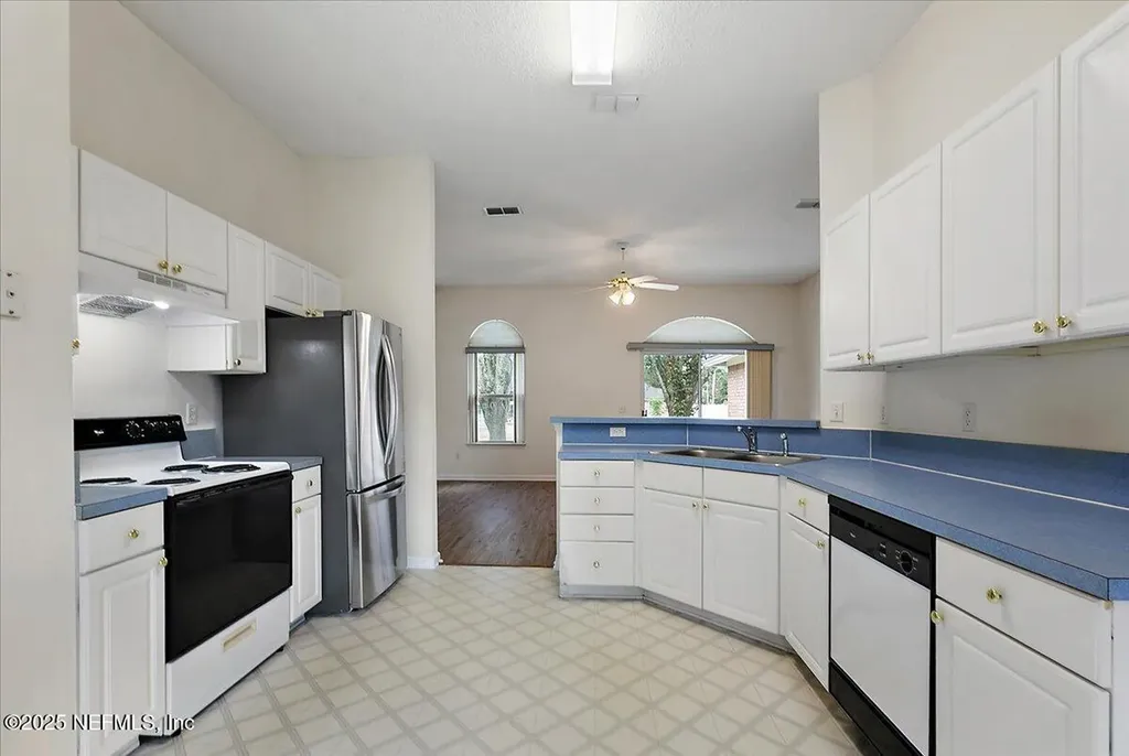 9502 Broken Oak Boulevard Jacksonville FL 32257