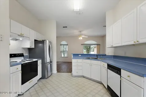 9502 Broken Oak Boulevard Jacksonville FL 32257