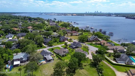 4751 University Boulevard N Jacksonville FL 32277