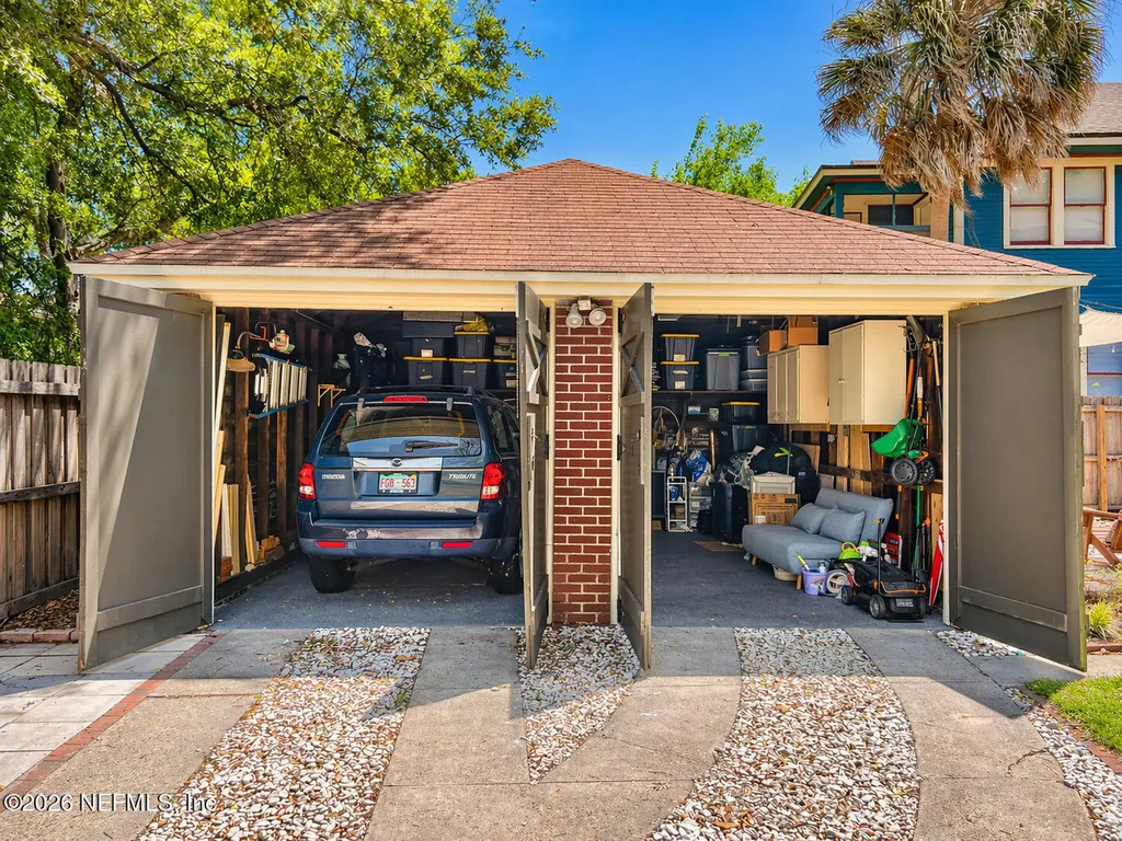 53 W 10th Street Jacksonville FL 32206