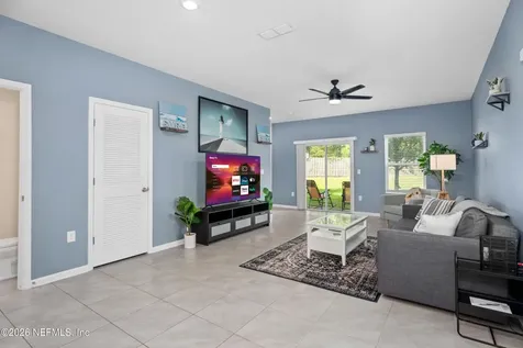 237 Aralia Lane Jacksonville FL 32216