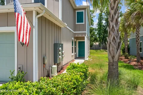 237 Aralia Lane Jacksonville FL 32216