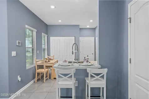 237 Aralia Lane Jacksonville FL 32216