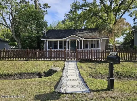 3072 Bessent Road Jacksonville FL 32218