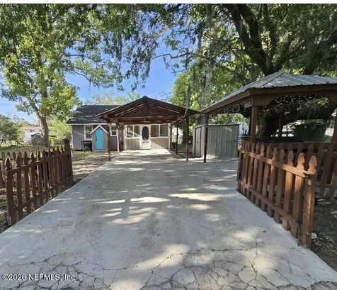 3072 Bessent Road Jacksonville FL 32218