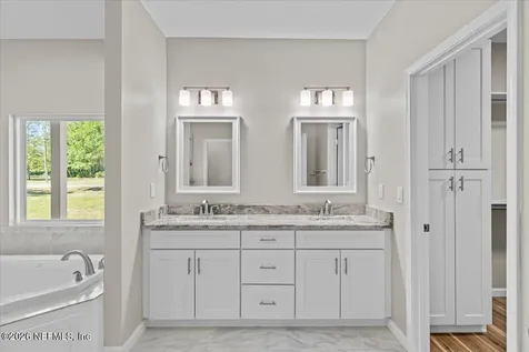 2462 Viola Street Middleburg FL 32068