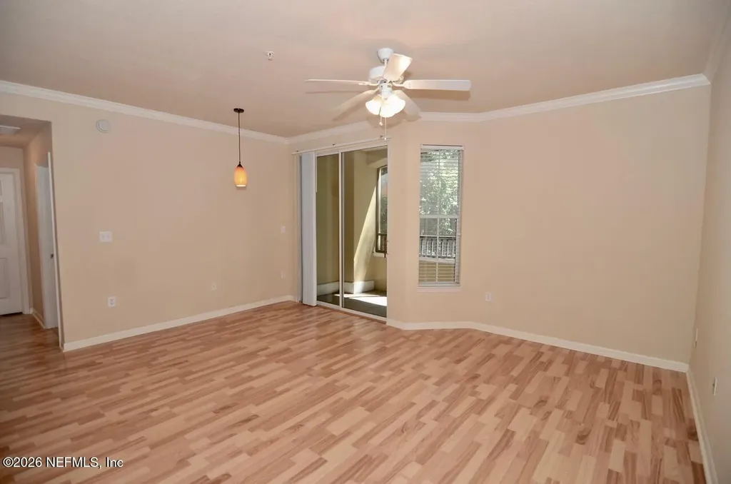 8539 Gate Parkway W Jacksonville FL 32216