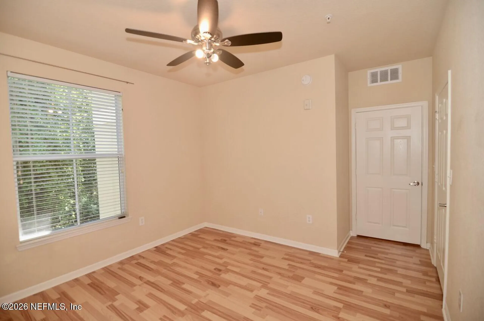 8539 Gate Parkway W Jacksonville FL 32216