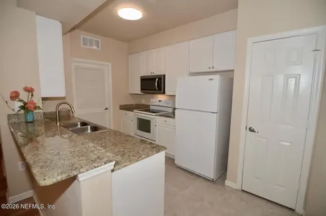 8539 Gate Parkway W Jacksonville FL 32216