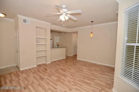 8539 Gate Parkway W Jacksonville FL 32216