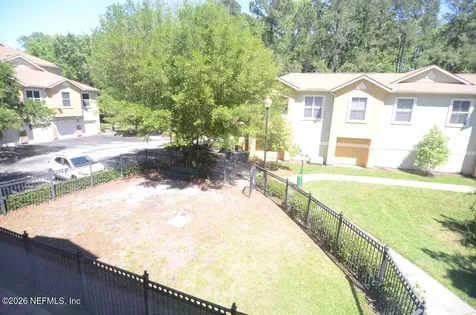 8539 Gate Parkway W Jacksonville FL 32216