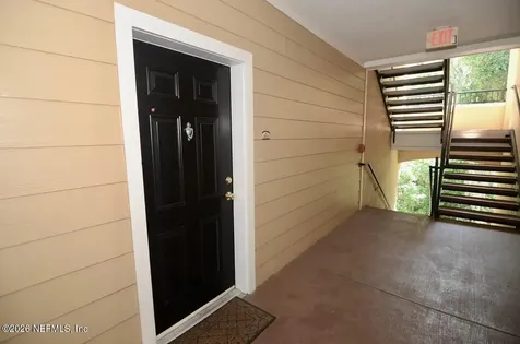 8539 Gate Parkway W Jacksonville FL 32216