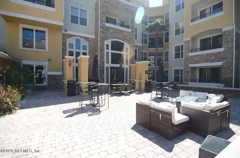 8539 Gate Parkway W Jacksonville FL 32216